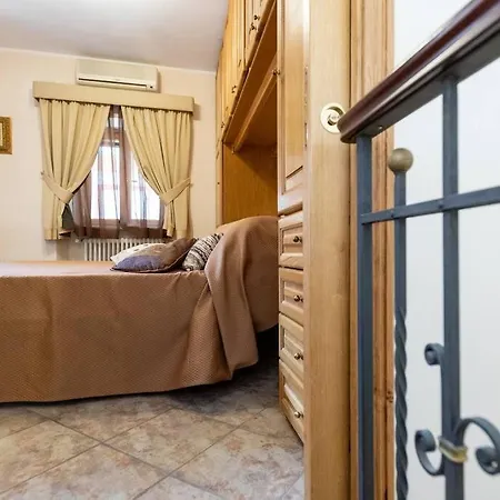 Th House Nel Cuore Di 펜션 타오르미나